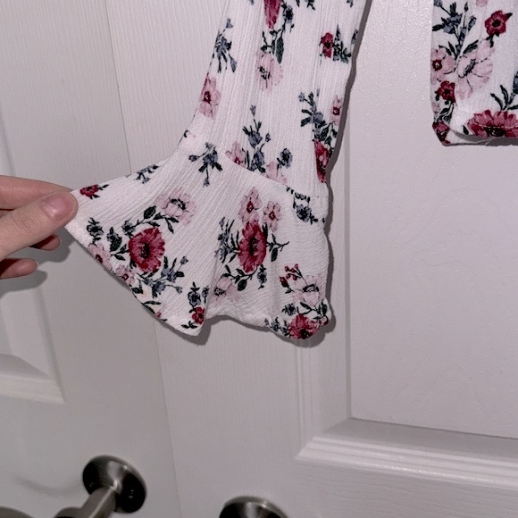 SALE ‼️🩷🌸 Free People Floral Top 🌸 Free people | bohemian Top floral top spring - Picture 5 of 6